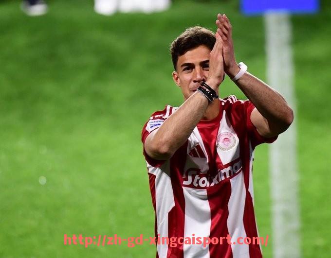 杏彩体育-世俱杯定妆照合集，球队官方发布的精美赛前形象照展示